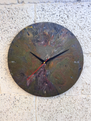 שעון קיר ממוחזר